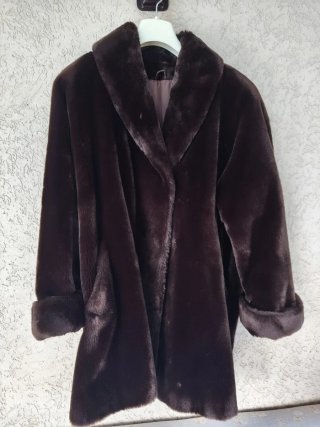 Cappotto vintage in ecopelliccia marrone