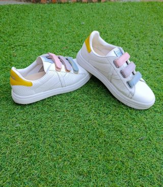 Zapatillas Munich Blancas. Originales. Talla 38