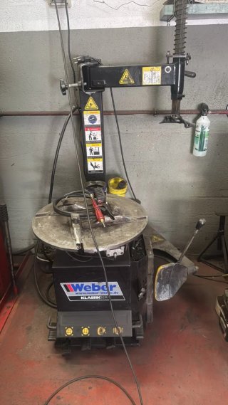 Máquina de Cambiar Neumáticos Weber