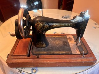 Máquina de coser Singer antigua