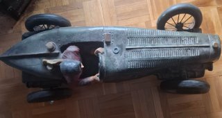 Coche de juguete antiguo Bugatti Type 35