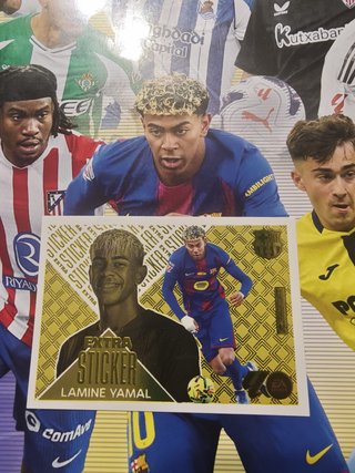 Cromo Extra Sticker Gold Lamine Yamal Liga 24/25