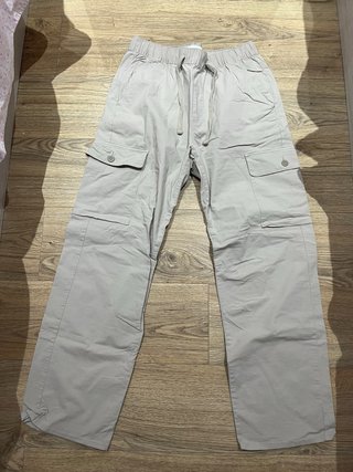 Pantalón Cargo Beige