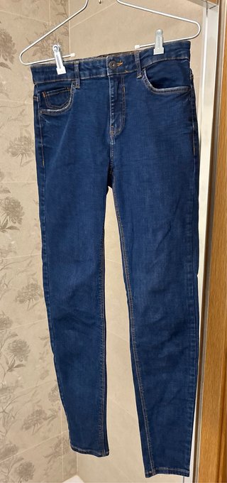 Pantalón vaquero super skinny Bershka