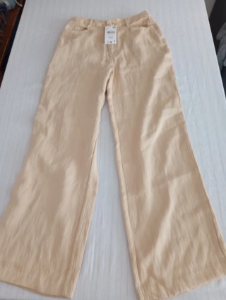 Pantalón largo beige talla 34