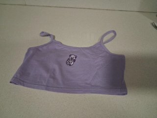 Top de niña morado con bordado