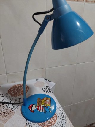 Lámpara de escritorio azul