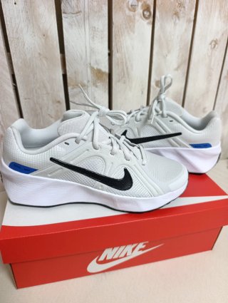 M Nike Metro Tek