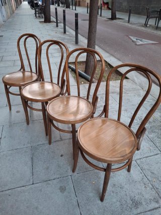Set de 4 sillas tipo Thonet