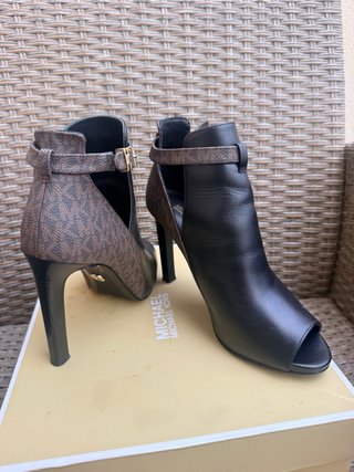 Botines Michael Kors Lawson