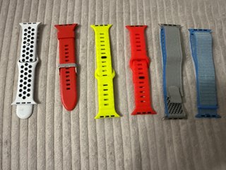 2 cinture per Apple Watch