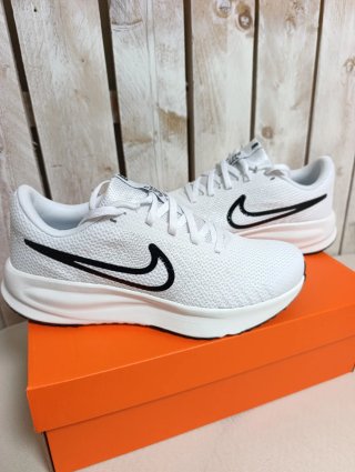 Nike Run Defy