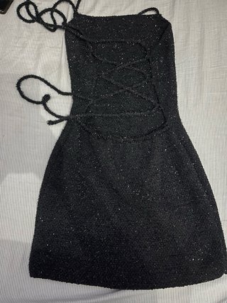 Vestido corto brillante de fiesta espalda abierta