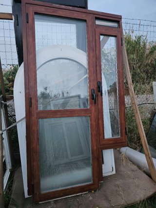 Conjunto de Puerta y Ventana climalit