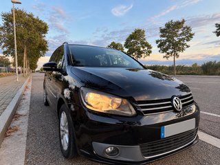 Volkswagen Touran 2012
