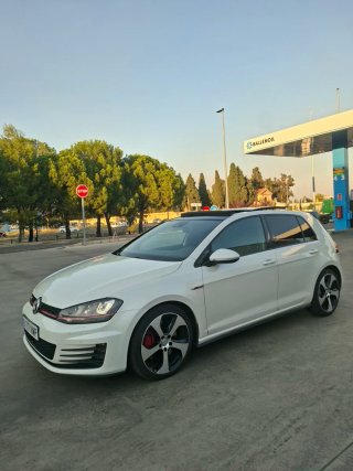 Volkswagen Golf 2015 full equip
