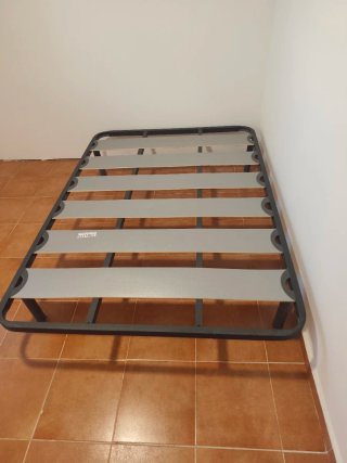 Somier y colchon 135x190 cm