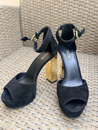 Zapatos Michael Kors Negros Tacón Dorado
