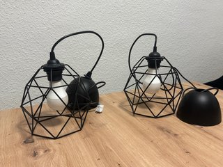 2 Lámparas de techo Ikea negras