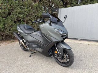 Yamaha TMAX 560 2026 Akrapovic