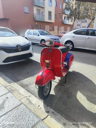 Moto Vespa Clásica