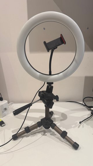 Aro de luz con trípode