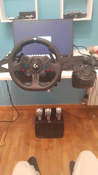 Volante Logitech G923 con Mod F1