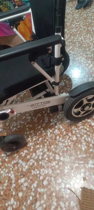 Silla de Ruedas Eléctrica Plegable Kittos