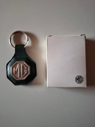 Llavero Vintage MG con Caja