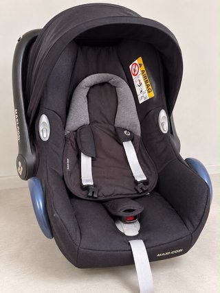 Maxi-Cosi CabrioFix con Capota y Reductor