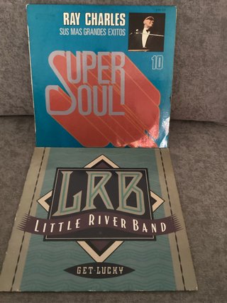 Lote de 2 Vinilos: Ray Charles y Little River Band