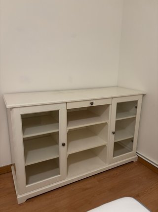 Aparador Liatorp de Ikea