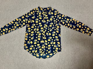 Blusa con estampado floral