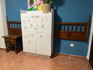Cabecero y Mesita de Noche Estilo Castellano