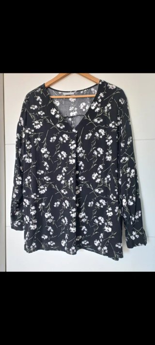 Blusa amplia estampada