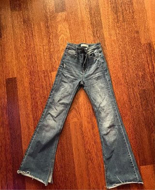 Vaqueros Stradivarius Azul