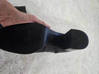 Botines de Piel Negros Zara