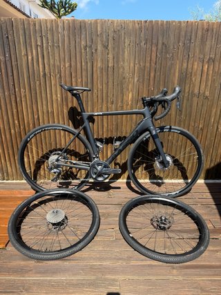 Bicicleta de carretera BASSO modelo VENTA