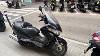Suzuki Burgman 200