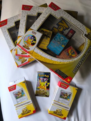 Set Pokemon 30th Aniversario Inglés