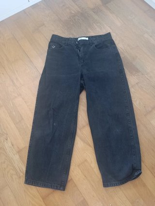 Pantalón vaquero Bershka negro talla 40