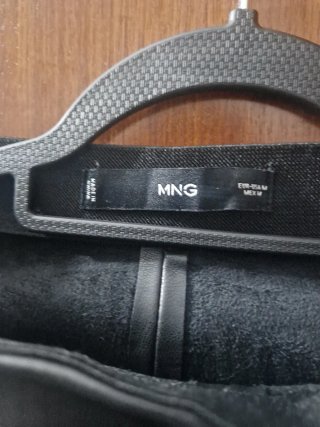 Pantalón de Piel MNG Negro Talla M