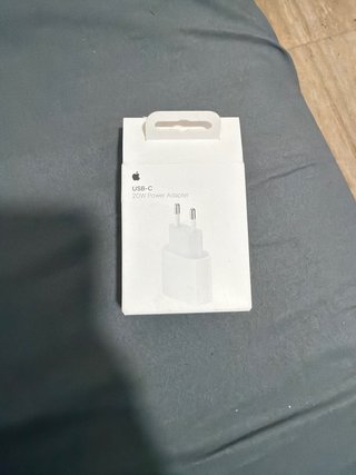 Adaptador de corriente Apple 20W USB-C
