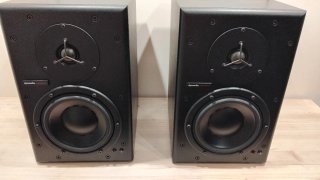 Altavoces/Monitores de estudio DYNAUDIO BM6A