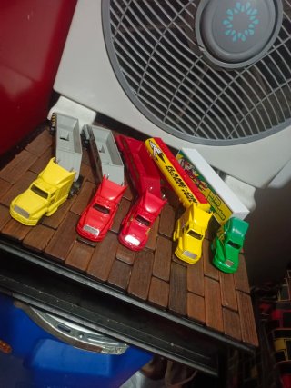 Lote de 5 Camiones de Colección