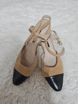 Zapatos Destalonados Bicolor Tacón Bajo