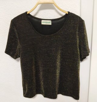 Camiseta Querdani Negra con Brillos