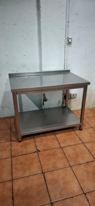 Mesa de Trabajo de Acero Inoxidable