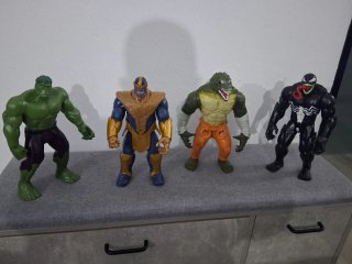 Set di 4 personaggi Marvel