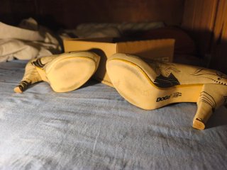 Zapatos de tacón Dogo beige